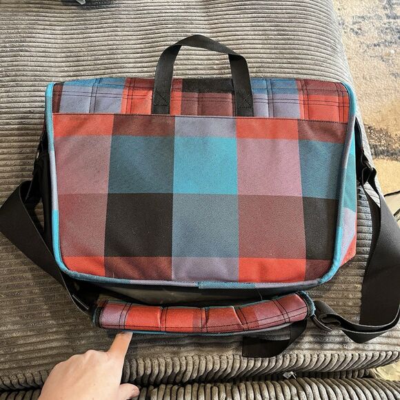 NEW OGIO Tactic 13 Messenger - Blockade Crossbody Laptop - Picture 14 of 16